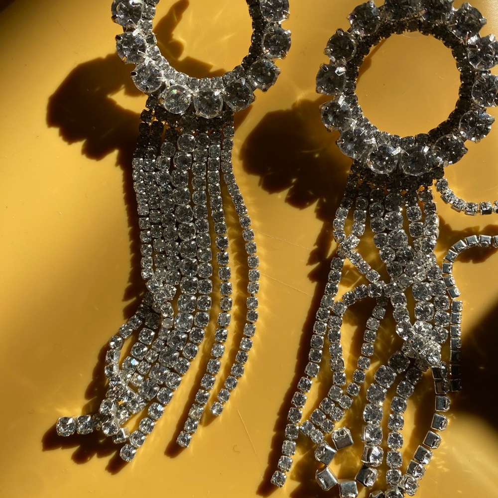 Beautiful Vintage Rhinestone Waterfall Earrings - image 6